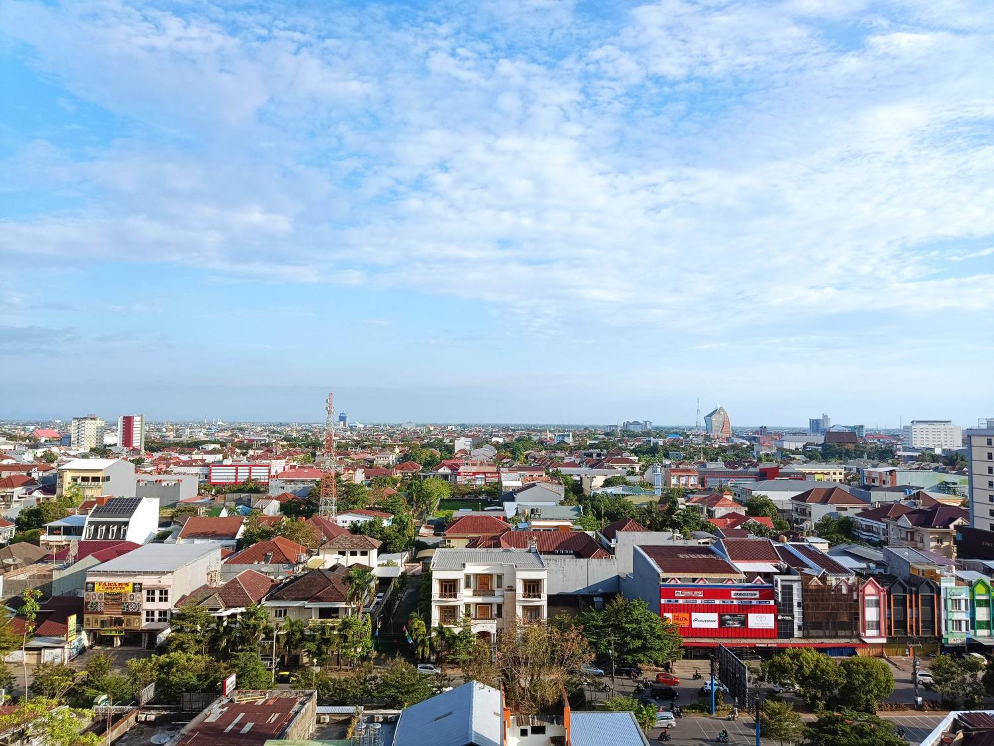 Warm And Homey Studio At Vida View Makassar Apartment By Travelio Pampang Exteriér fotografie